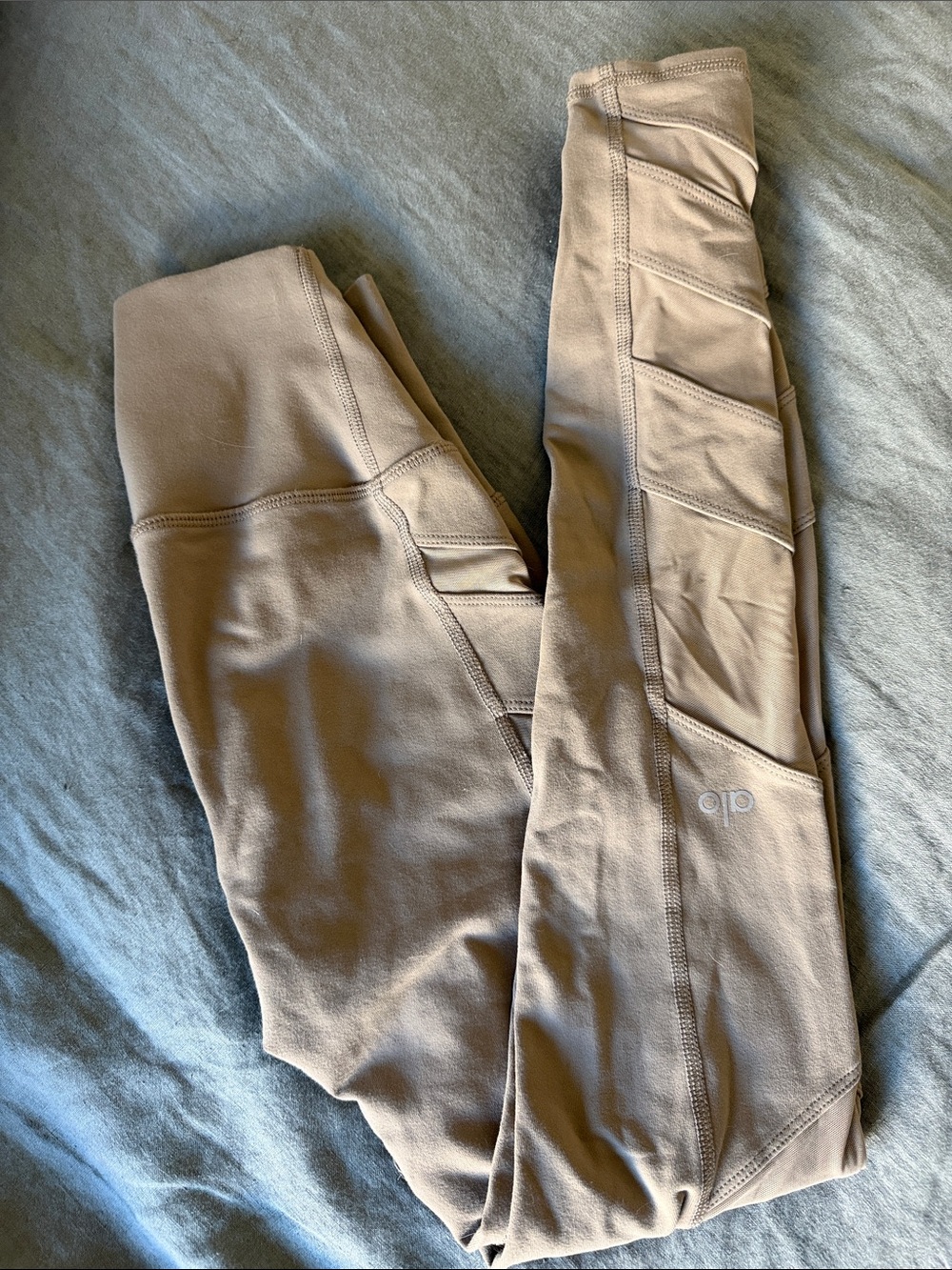 ALO Yoga Sculpt Leggings in Taupe